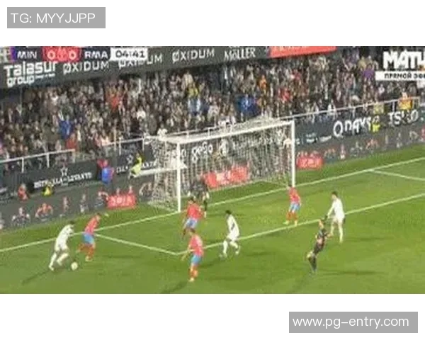 中超历史冷门皇马狂胜多特蒙德6比2全场沸腾瞬间回顾