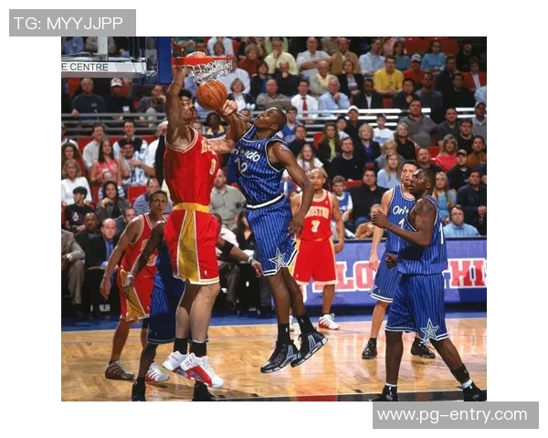 姚明与乔丹亲密合影展现篮球巨星之间的友谊与传奇时刻