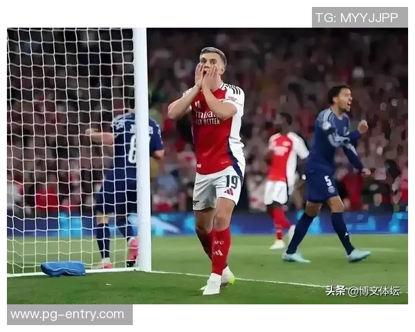 欧冠激战阿森纳力克AC米兰全场沸腾精彩集锦回顾