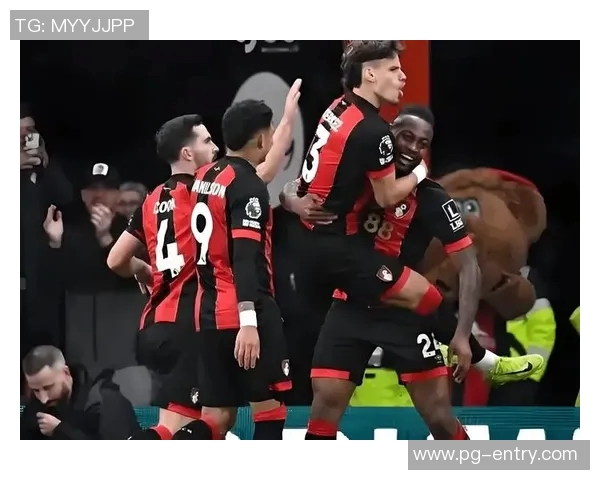 中超联赛惊现大逆转多特蒙德狂胜拜仁引发争议判罚热议