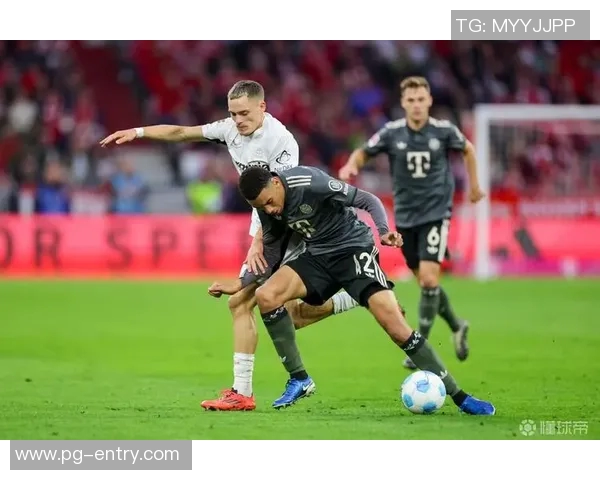 国王杯精彩对决那不勒斯逆转拜仁补时绝杀引发全场狂欢 国王杯精彩对决那不勒斯逆转拜仁补时绝杀引发全场狂欢