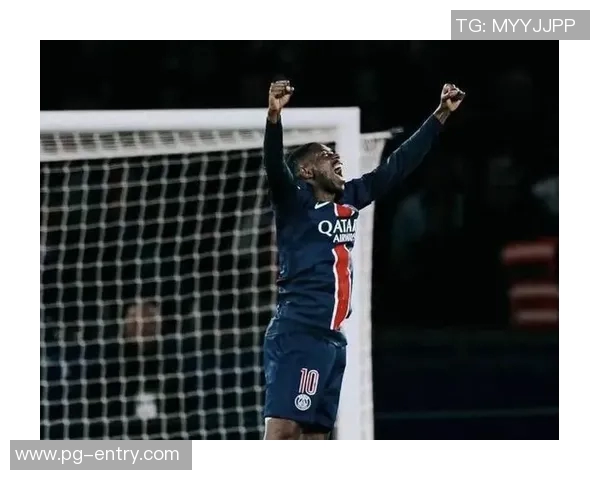 国王杯激战巴黎圣日耳曼逆转国米乌龙球成焦点引发转会热议