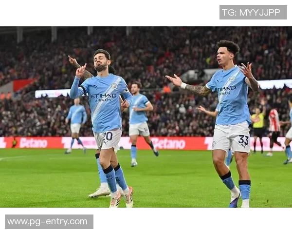 国王杯激战曼联与曼城战成平局精彩瞬间引爆全场气氛