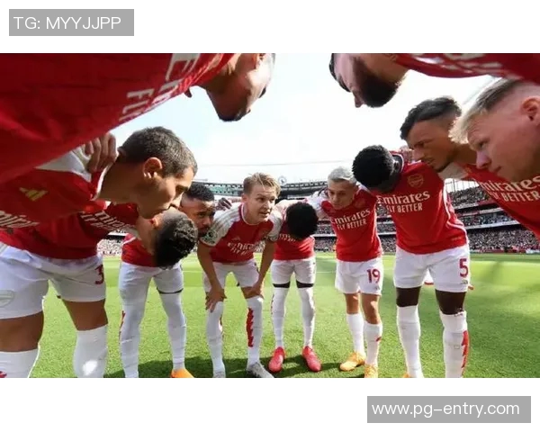 友谊赛精彩对决里昂与阿森纳战成平局全场气氛热烈